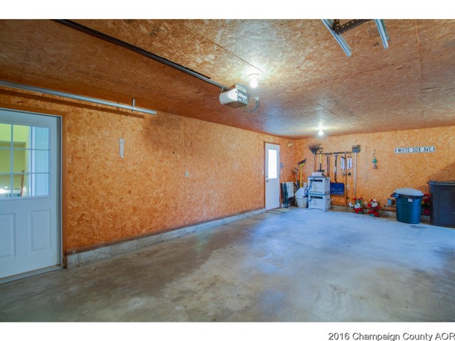 404 E Main St, Royal, IL 61871 photo 18