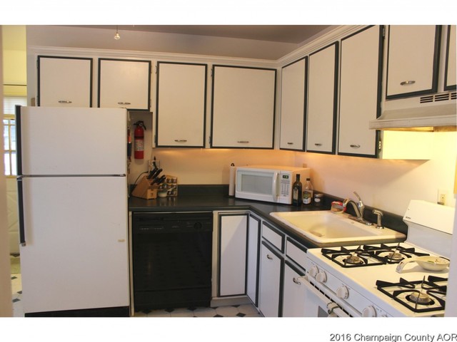 2203 Rodney Dr, Champaign, IL 61821 photo 7