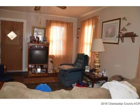 620 E Illinois, Arthur, IL 61911 photo 6