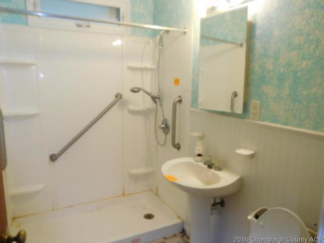 717 Dover Pl, Champaign, IL 61820 photo 2