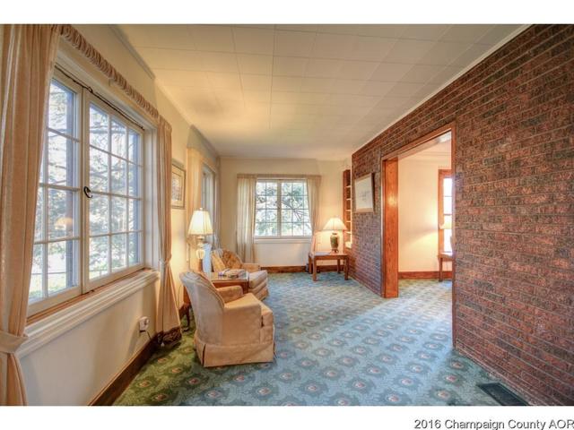 910 W Healey St, Champaign, IL 61821 photo 6