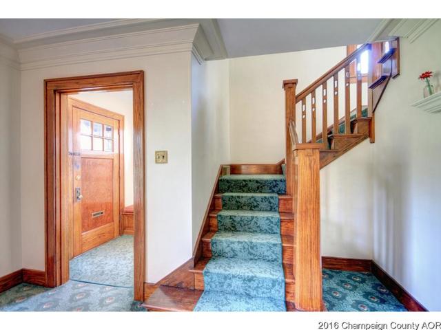 910 W Healey St, Champaign, IL 61821 photo 4