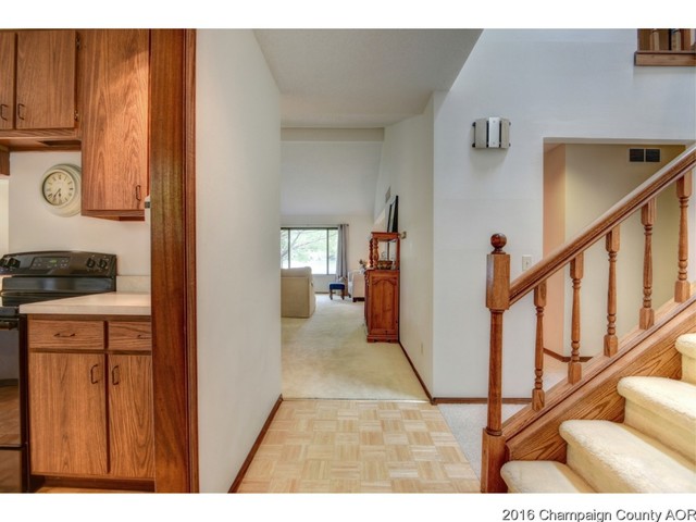 1607 Sandpiper Ct, Champaign, IL 61821 photo 5
