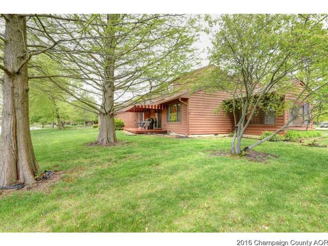 1607 Sandpiper Ct, Champaign, IL 61821 photo 2