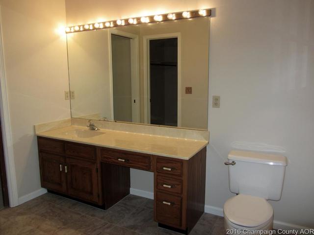 2508 Nottingham Dr, Champaign, IL 61821 photo 12