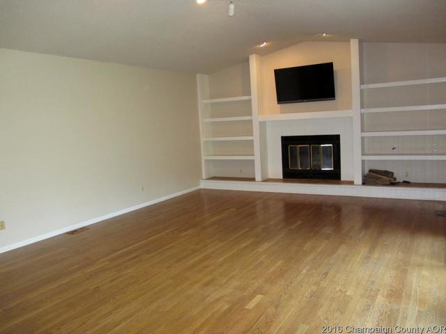 2508 Nottingham Dr, Champaign, IL 61821 photo 3