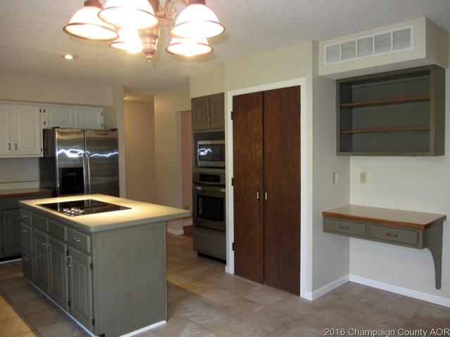2508 Nottingham Dr, Champaign, IL 61821 photo 7