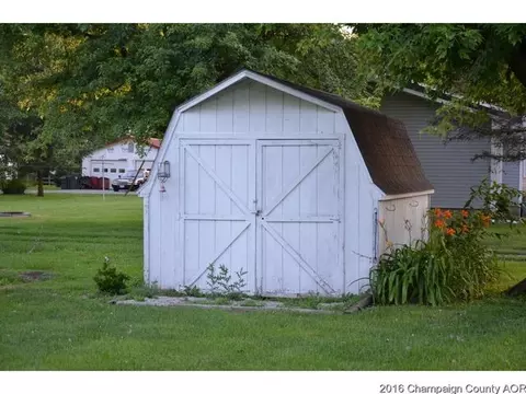 421 S Beech, Arthur, IL 61911 photo 7