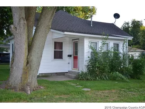 421 S Beech, Arthur, IL 61911 photo 2