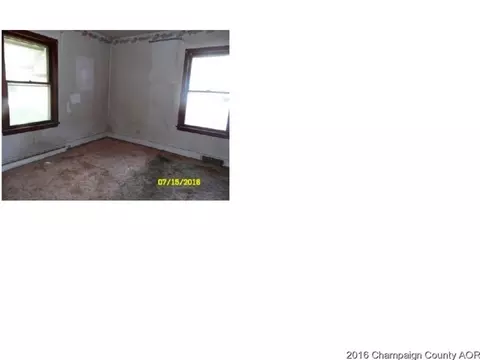 302 S Oak St, Normal, IL 61761 photo 6