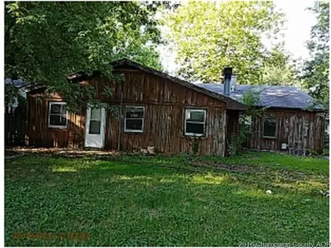 1710 Burnetta St, Champaign, IL 61821 photo 2