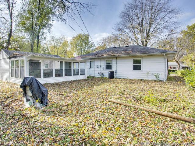 1312 Glendale Dr, Champaign, IL 61821 photo 5