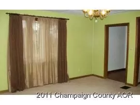 355 E Pne, Paxton, IL 60957 photo 4
