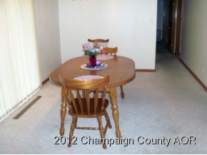 148 W Bond St, Bement, IL 61813 photo 6