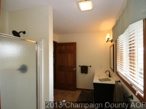 18041 Lakeview, Weldon, IL 61882 photo 15