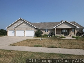 18041 Lakeview, Weldon, IL 61882 photo 1