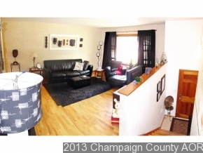 1807 Winchester Dr, Champaign, IL 61821 photo 2