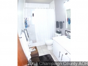1807 Winchester Dr, Champaign, IL 61821 photo 8