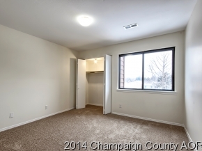 2120 Sunview Dr, Champaign, IL 61821 photo 11