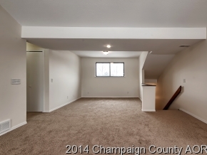 2120 Sunview Dr, Champaign, IL 61821 photo 3