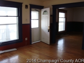 210 E State St, Fairmount, IL 61841 photo 6