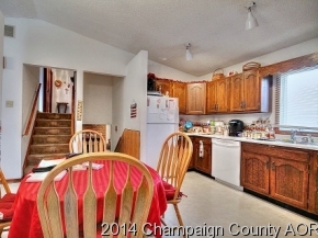 307 S John St, Thomasboro, IL 61878 photo 9