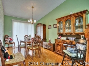 307 S John St, Thomasboro, IL 61878 photo 7
