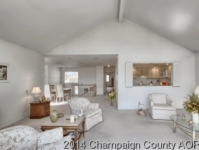 11 Fields E, Champaign, IL 61822 photo 3