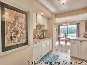 2118 Sunview Dr, Champaign, IL 61821 photo 8