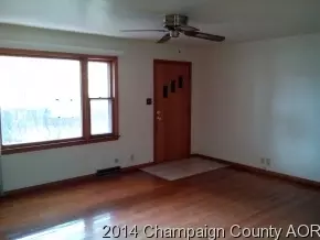 2204 Welland Dr, Champaign, IL 61821 photo 2