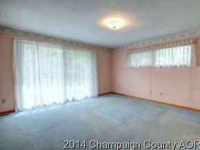 508 S Lincoln St, Philo, IL 61864 photo 8