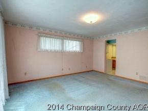 508 S Lincoln St, Philo, IL 61864 photo 9