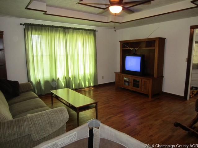 1151 Cr 2250 E, Sidney, IL 61877 photo 8