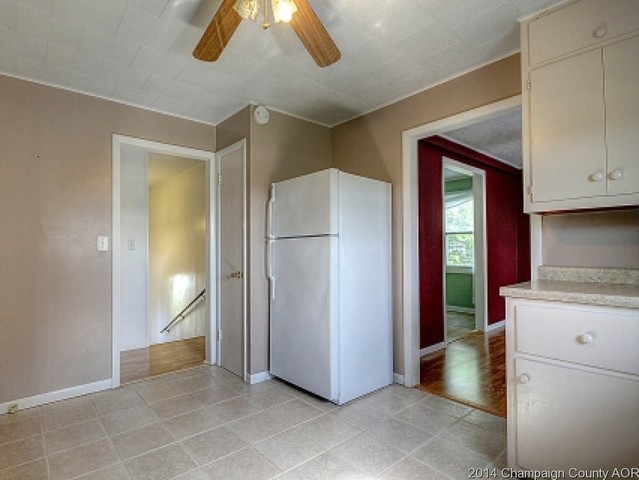 409 E Railroad St, Sidney, IL 61877 photo 5