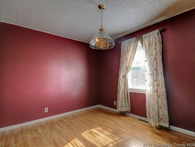 409 E Railroad St, Sidney, IL 61877 photo 9