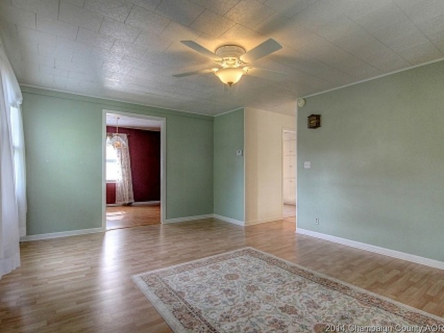 409 E Railroad St, Sidney, IL 61877 photo 7