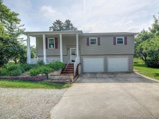 409 E Railroad St, Sidney, IL 61877 photo 2
