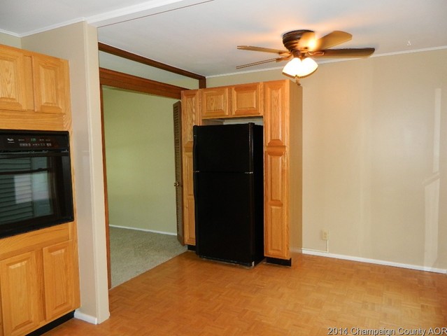 2001 Cypress Dr, Champaign, IL 61821 photo 8