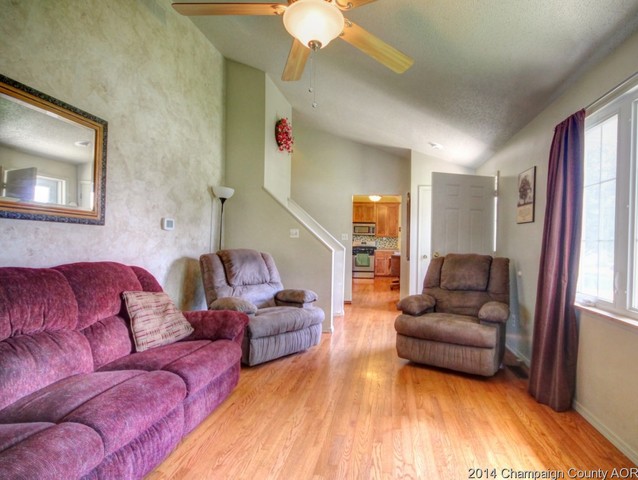 610 High Hill Rd, Philo, IL 61864 photo 8
