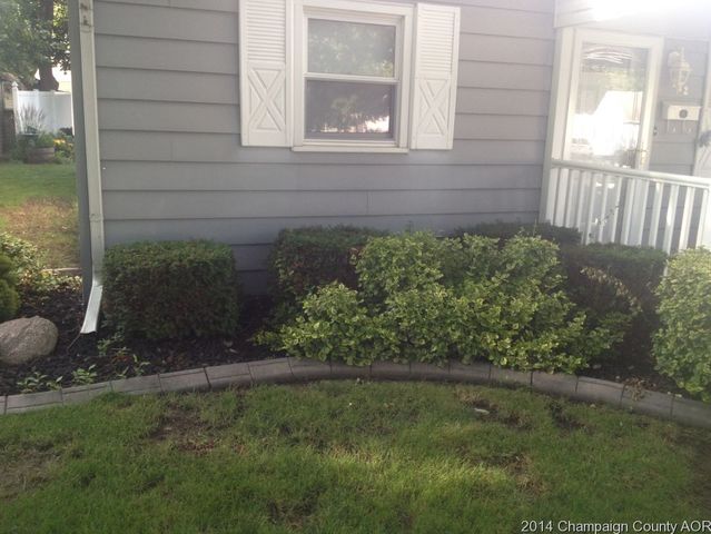212 Arcadia Dr, Rantoul, IL 61866 photo 3