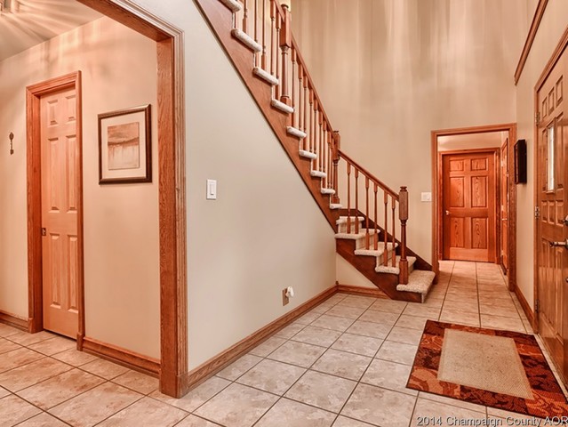 2103 Bristol Rd, Champaign, IL 61821 photo 3