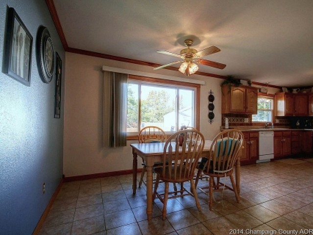 10 Bennett Dr, Monticello, IL 61856 photo 7