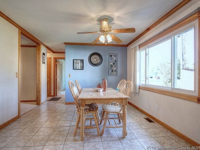 10 Bennett Dr, Monticello, IL 61856 photo 6