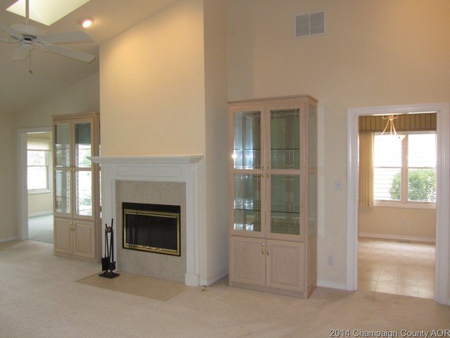 2516 Windward Blvd, Champaign, IL 61821 photo 4