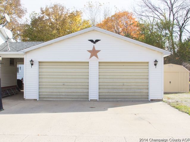 403 E Mcclelland St, Monticello, IL 61856 photo 5