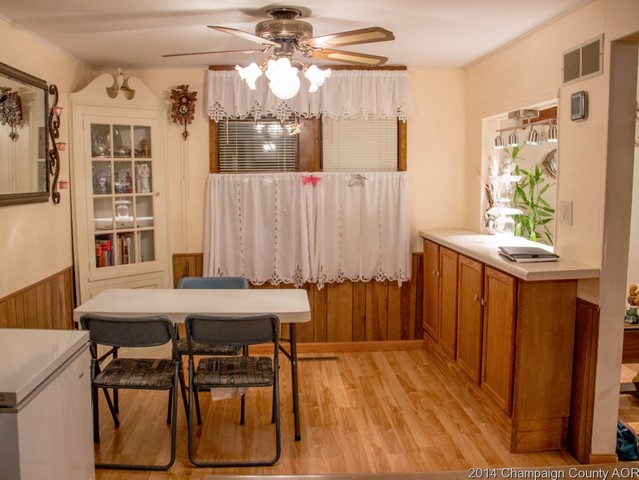 403 E Mcclelland St, Monticello, IL 61856 photo 11