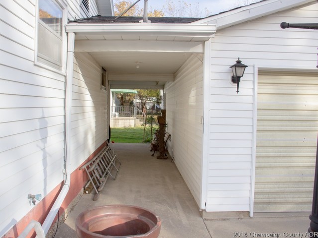 403 E Mcclelland St, Monticello, IL 61856 photo 4