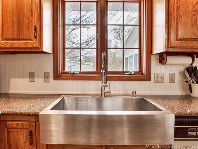 281 E Moultrie, Bement, IL 61813 photo 8