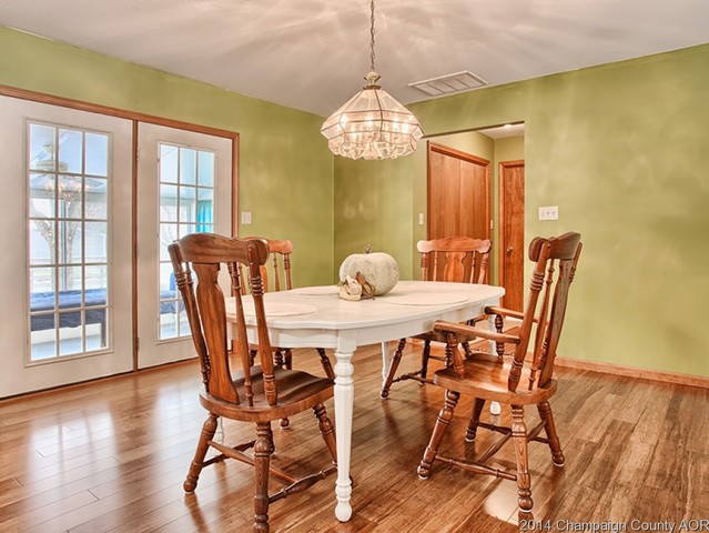 281 E Moultrie, Bement, IL 61813 photo 6
