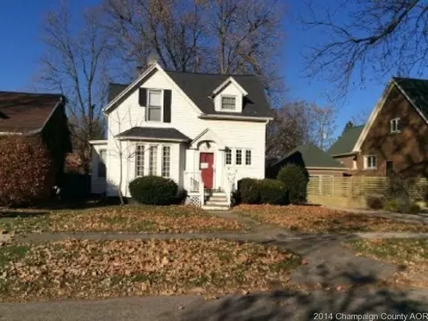 2018 E Jackson, Bloomington, IL 61701 photo 1